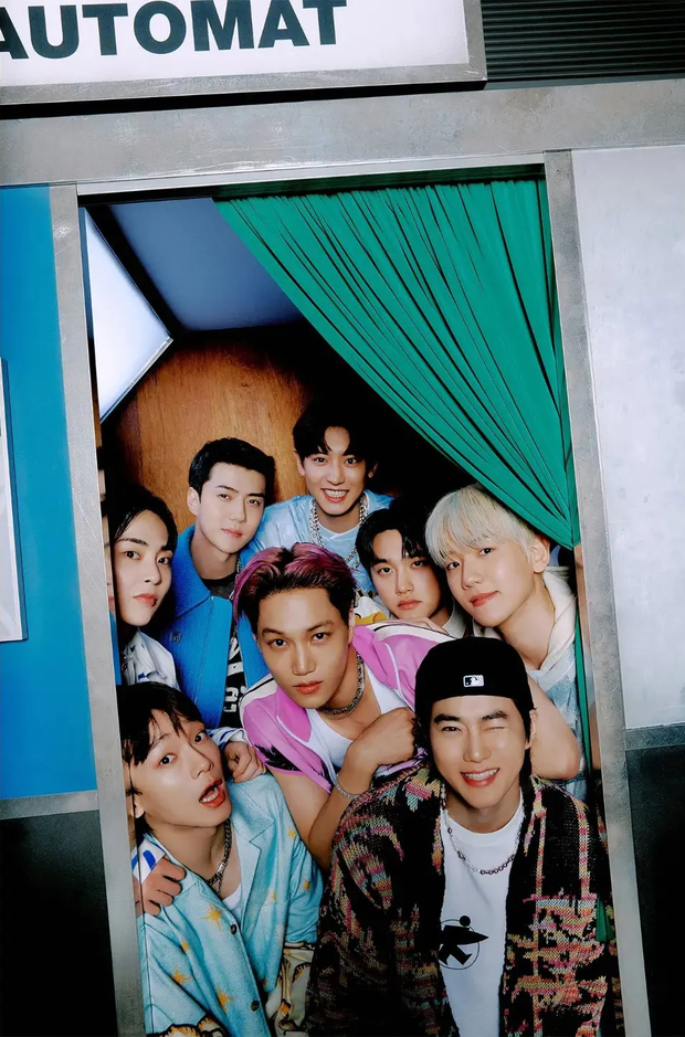Jisoo (BLACKPINK) mê mẩn chả giò, cưng chiều fan Việt hết mực, BTS - EXO cũng rục rịch đến VN - Hình 6