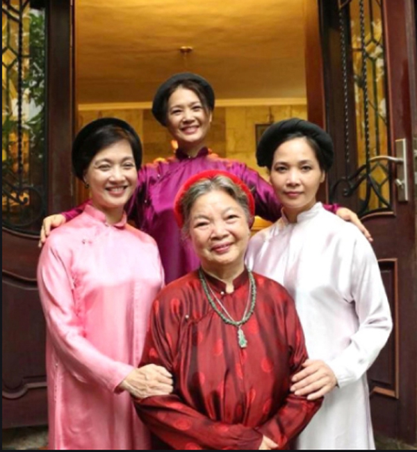Lê Mai - Mẹ ruột NSND Lê Khanh: Cả đời dành cho sân khấu kịch, ly hôn vẫn ở chung nhà với chồng cũ - Hình 7