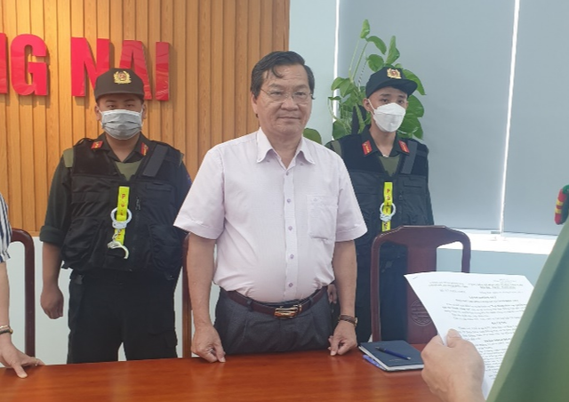 Bắt nguyên Hiệu trưởng Trường đại học Đồng Nai - Hình 1