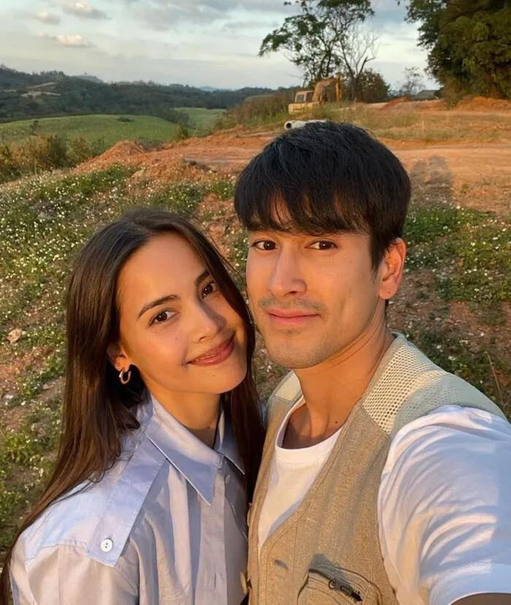 Nadech chính thức cầu hôn, Yaya đồng ý, cặp đôi vàng sắp về chung nhà khiến Tbiz bùng nổ - Hình 4