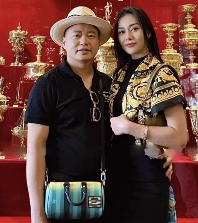 Shark Bình ngang nhiên làm 1 chuyện với con sau khi chính thức ly hôn, Phương Oanh vỗ mặt vợ cũ - Hình 15