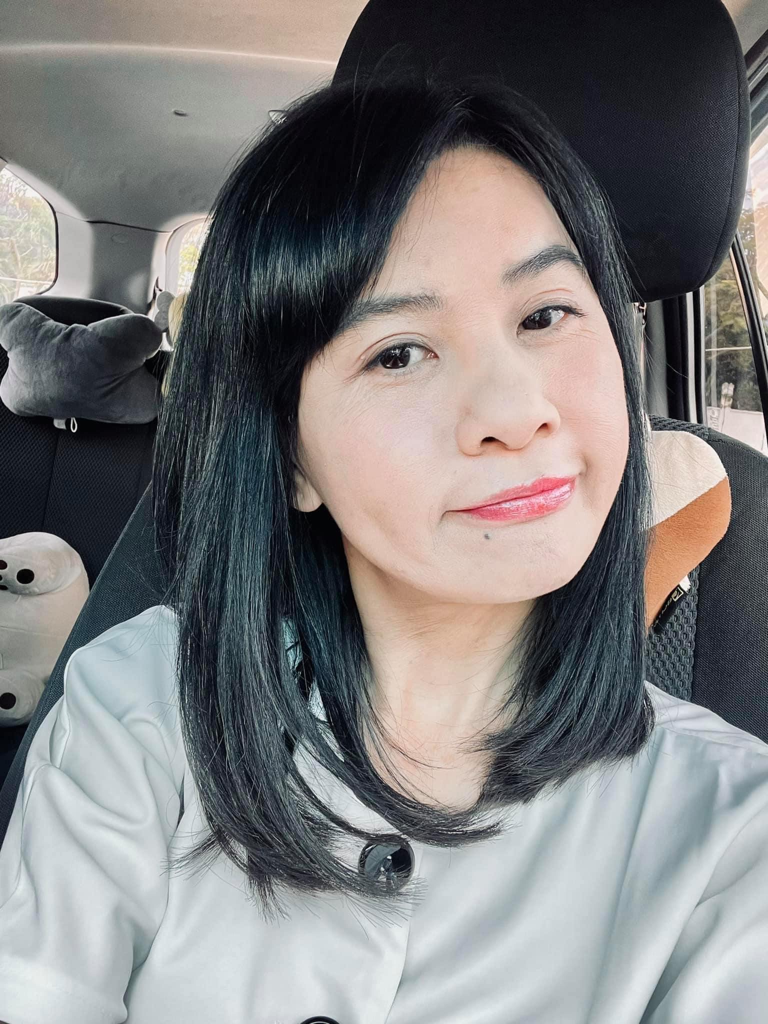 Cát Phượng gây sốc CĐM với danh tính bạn trai Việt kiều, ngã ngửa hơn trước thái độ của con trai - Hình 1