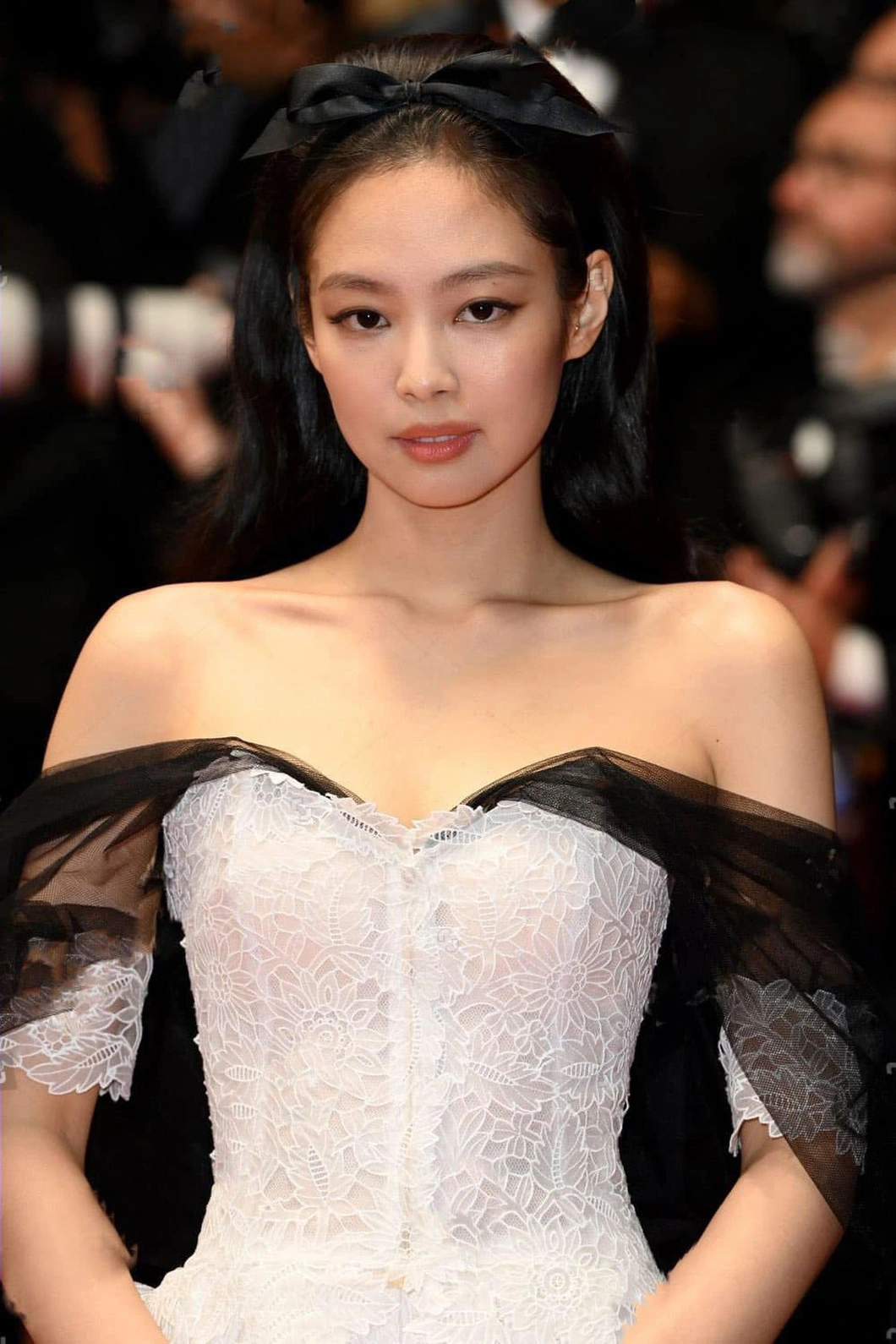 Jennie chấm dứt hợp đồng với YG, một mình rời Blackpink sau khi đến Việt Nam, về chung nhà V (BTS)? - Hình 4