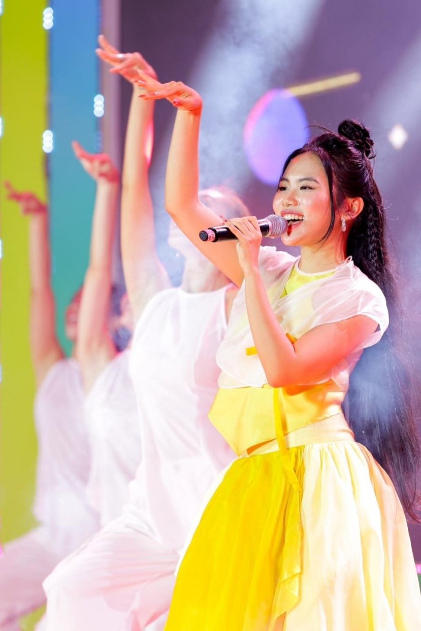 Phương Mỹ Chi vừa tạo bão tại Người Ấy Là Ai đã tiếp tục gây sốt với gu người yêu, nhắc thẳng MONO - Hình 4