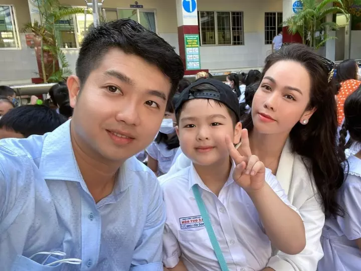 Diệp Lâm Anh - Nhật Kim Anh: Tài sắc vẹn toàn nhưng lận đận tình duyên, ly hôn chồng cũ trong ồn ào - Hình 5