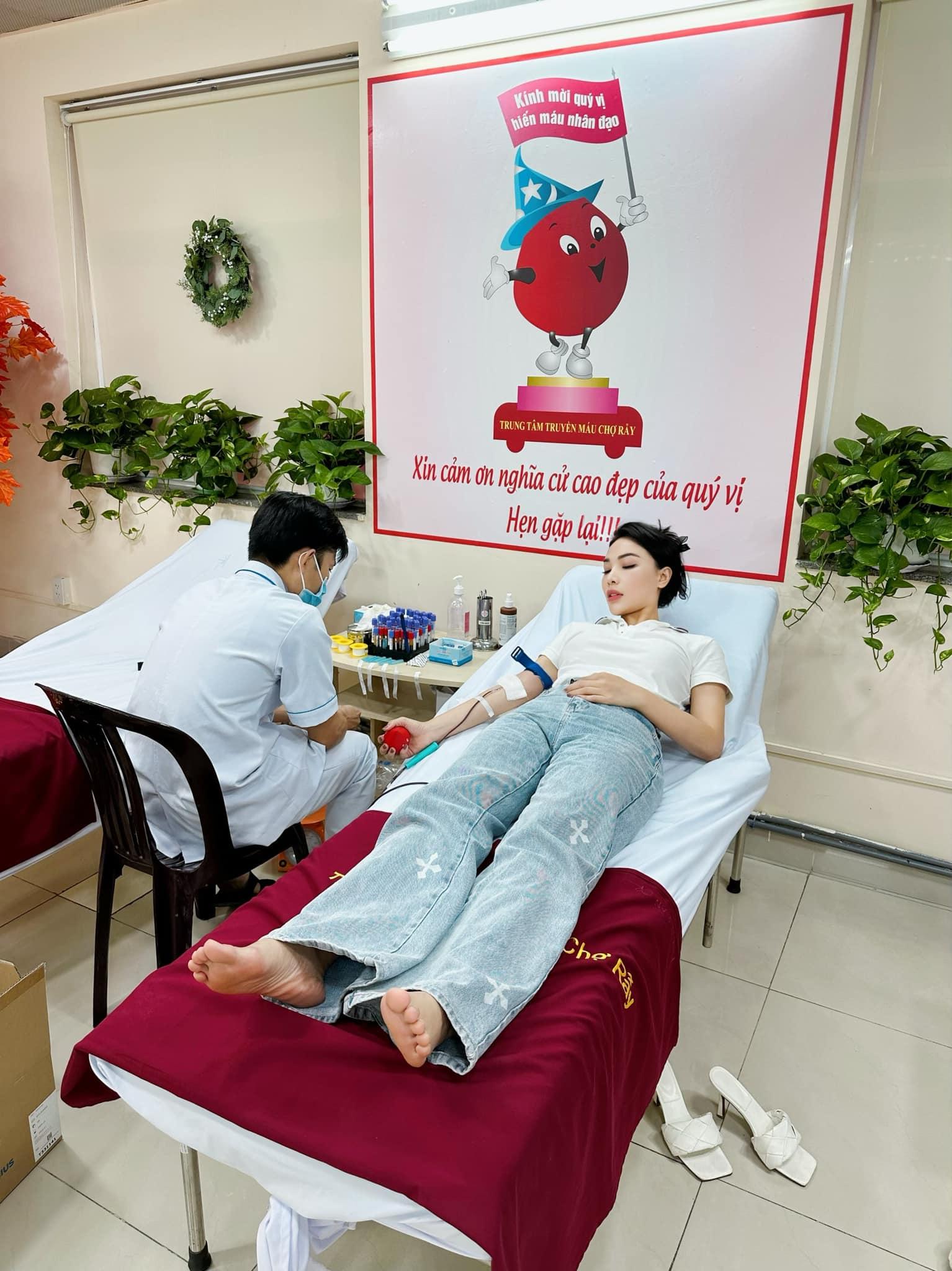 Diệp Lâm Anh đá xéo Quỳnh Thư sau bài đăng không dùng chất cấm, dằn mặt với nguyên lý xét nghiệm máu - Hình 5