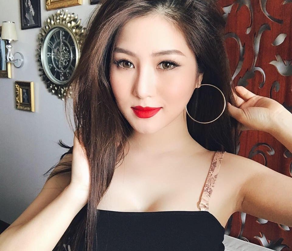 Hương Tràm từng ẩn ý chê Chi Pu, nay thay đổi lạ lẫm sau khi ở ẩn, tặng biệt thự cho ba mẹ - Hình 2