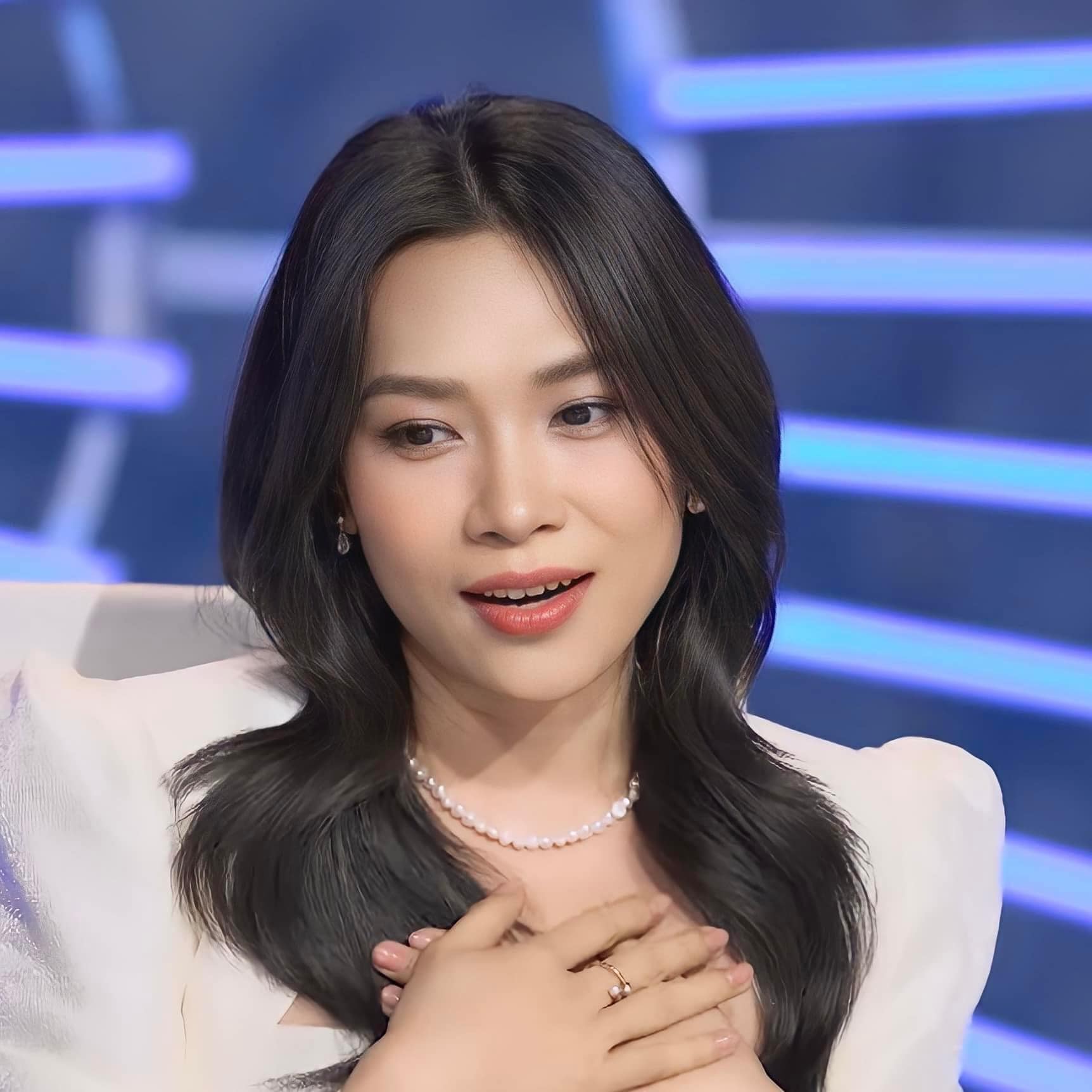 Chi Pu từng được Mỹ Tâm gọi tên trên livestream, nói thẳng về giọng hát làm dân tình chú ý - Hình 1