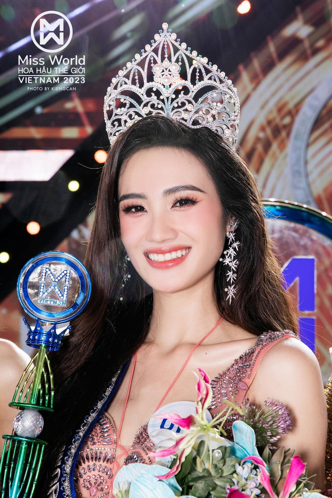 Hoa hậu Ý Nhi hé lộ cơ duyên yêu bạn trai, đáp trả CĐM: Nhà tôi đã khá giả nên chỉ cần tình cảm - Hình 2