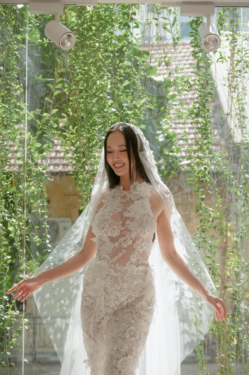 Vũ Ngọc Anh - Cường Seven bất ngờ tiết lộ chưa đăng ký kết hôn, lộ dàn bê tráp toàn người lạ - Hình 5