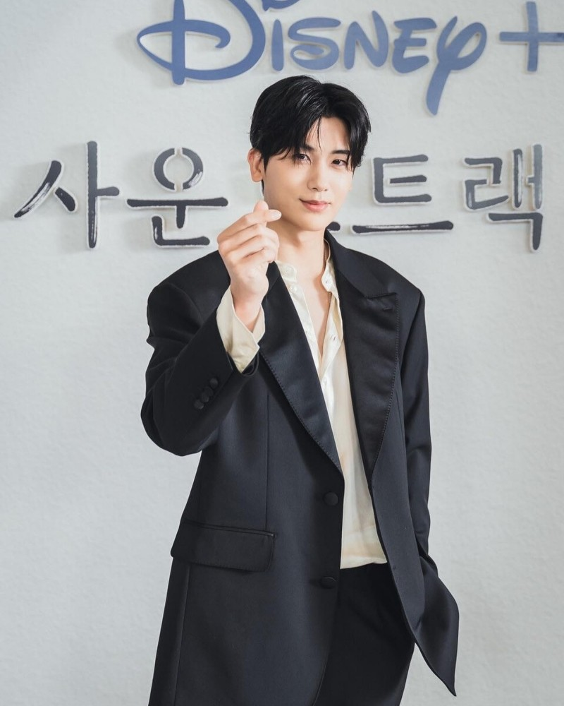 Park Hyung Sik is accused of star disease, pretending to reporters, the explanation is difficult to accept? - Photo 3