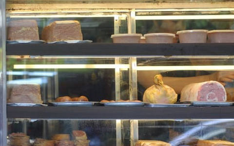 Chủ bánh mì Nguyên Sinh lên tiếng khi bị tố tác động vật lý khách: Nhân viên chỉ phẩy tay nhẹ 1 cái - Hình 3
