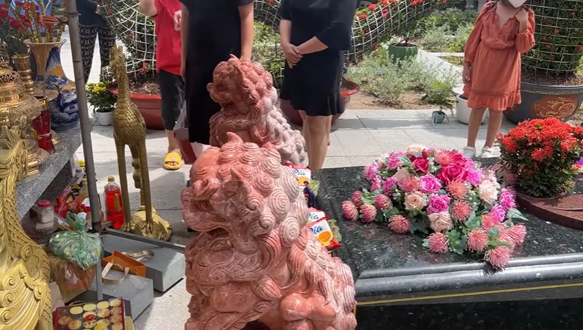 Trợ lý Vũ Linh bị hàng xóm bóc con người thật: Được cố NS tặng nhà tiền tỷ, láng giềng xa lánh? - Hình 5