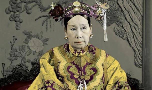 Đặng Thị Huệ - Từ Hi Thái hậu bản Việt: Từ thôn nữ hái chè đến mẫu nghi thiên hạ và cái kết bi thảm - Hình 4