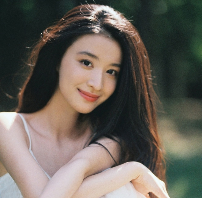 Vương Sở Nhiên bị tẩy chay kịch liệt vì giả tạo, diễn dở, giật vai của Mao Hiểu Đồng - Hình 3