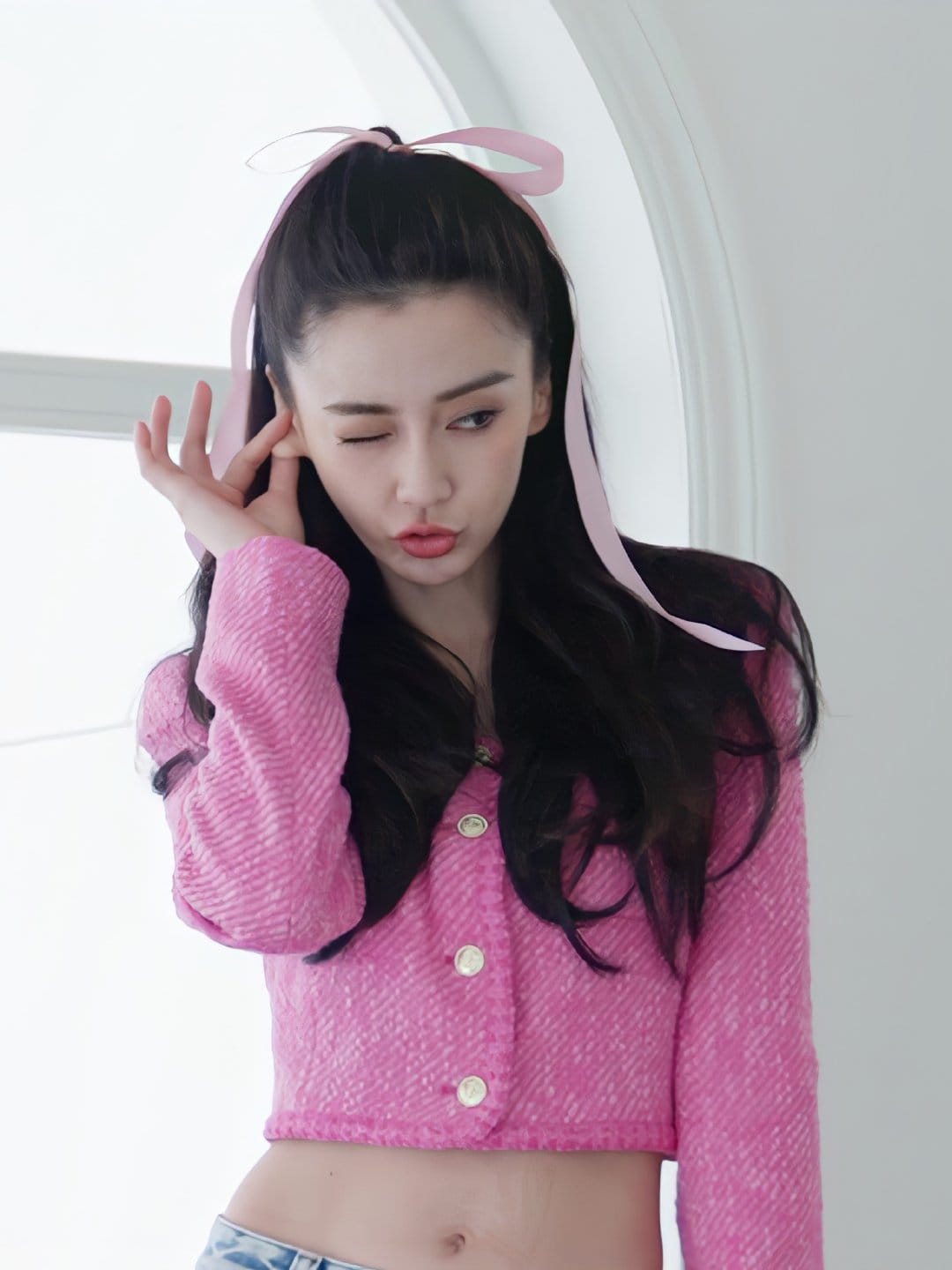 Huỳnh Hiểu Minh bỏ hơn 146 tỉ giành quyền nuôi con từ vợ cũ Angelababy, tình trẻ mang thai - Hình 6