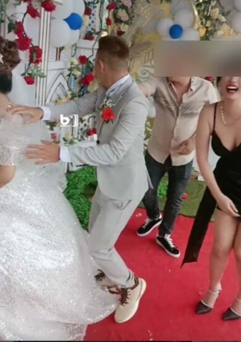 Phẫn nộ chú rể ôm ấp, hôn bạn nữ ngay tại đám cưới, cô dâu nóng mặt đòi huỷ hôn, lập tức ly dị - Hình 5