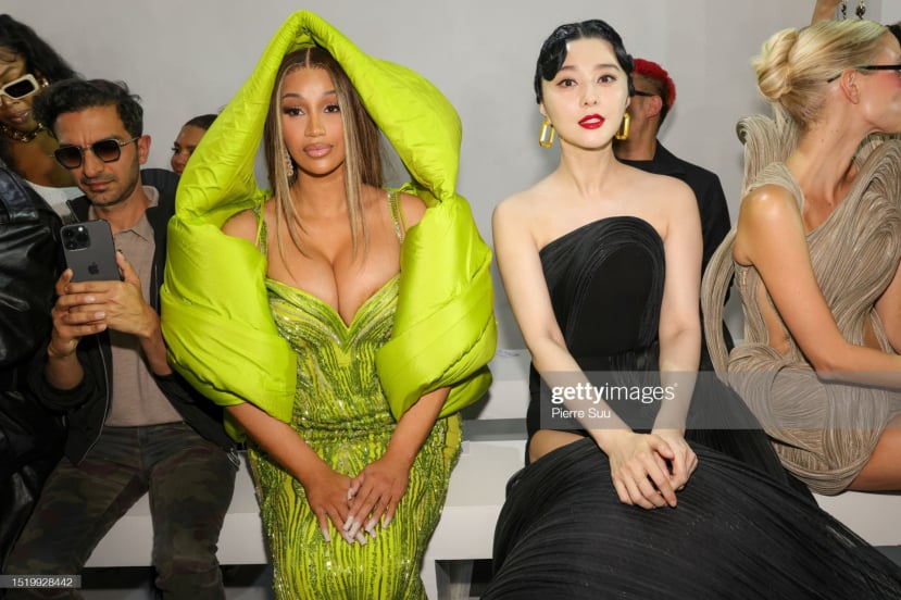 Funny moment when Pham Bang Bang sat next to Cardi B, Vietnamese netizen: Thought it was banh it and banh com - Picture 2