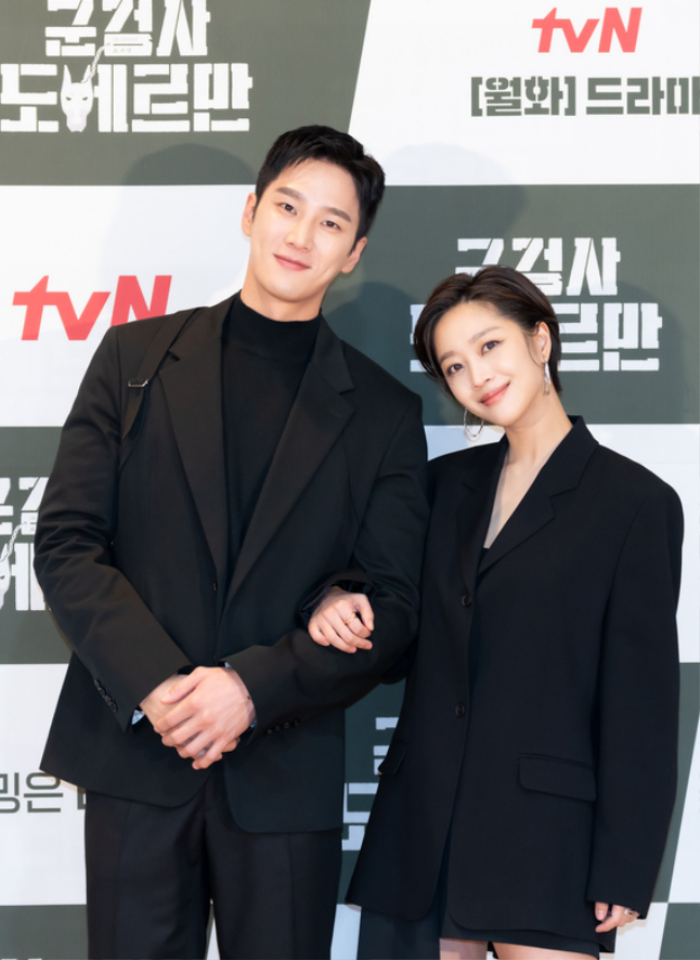 Ahn Bo Hyun vừa công khai hẹn hò đã khiến bạn gái Jisoo tủi thân vì 1 chuyện khó chấp nhận - Hình 4
