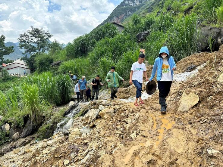 Quang Linh Vlogs lần đầu công bố sự thật cực khủng, liên quan đến dự án điểm trường cùng Thùy Tiên - Hình 4