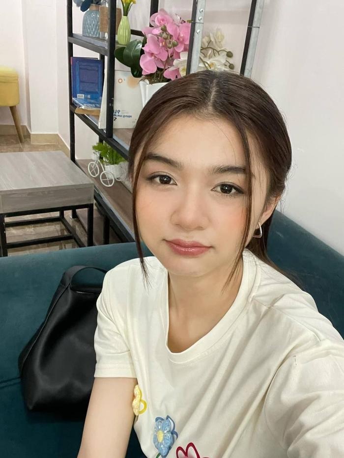Vinh Râu (FAPtv) bị nghi có tình mới sau 2 năm ly hôn, nhan sắc có ăn đứt vợ cũ Lương Minh Trang? - Hình 3