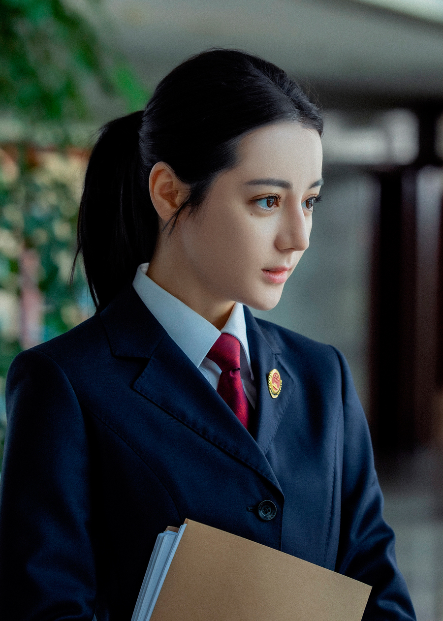 Địch Lệ Nhiệt Ba bất ngờ bị gọi là bản sao của Angelababy, CĐM đưa ra lý do thuyết phục? - Hình 7