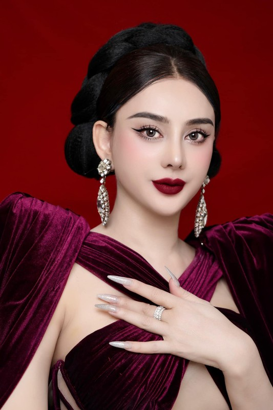 Lâm Khánh Chi tung loạt ảnh hậu trùng tu nhan sắc, đẹp cỡ nào mà được gọi là Phạm Băng Băng Việt Nam - Hình 2