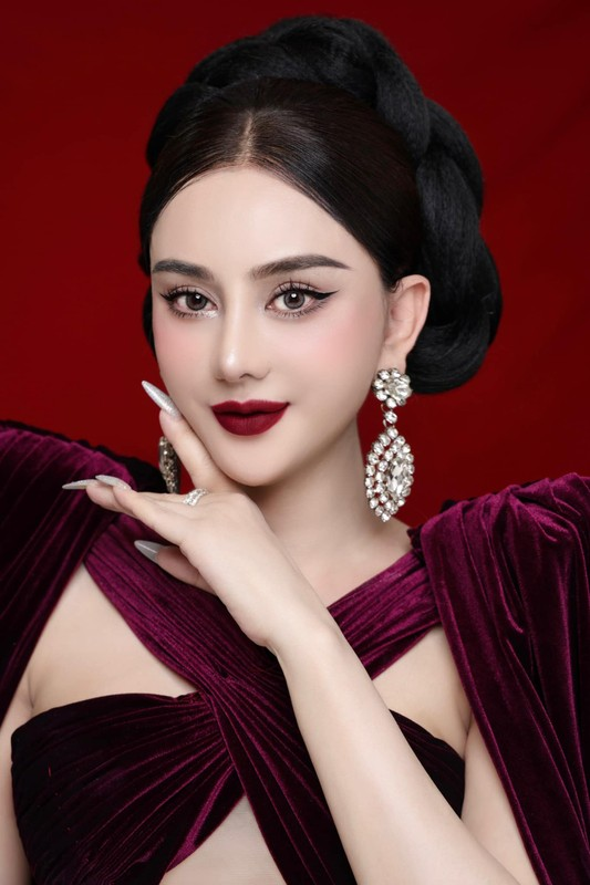 Lâm Khánh Chi tung loạt ảnh hậu trùng tu nhan sắc, đẹp cỡ nào mà được gọi là Phạm Băng Băng Việt Nam - Hình 3