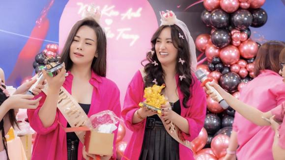 Chồng cũ Nhật Kim Anh xác nhận hẹn hò nàng Hậu nổi tiếng Vbiz, con trai tỏ rõ thái độ với dì ghẻ - Hình 12