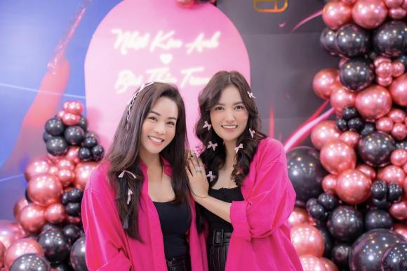 Chồng cũ Nhật Kim Anh xác nhận hẹn hò nàng Hậu nổi tiếng Vbiz, con trai tỏ rõ thái độ với dì ghẻ - Hình 9