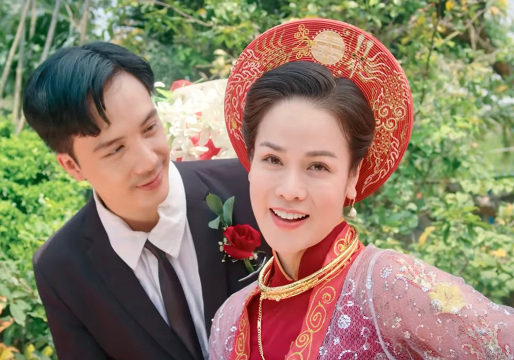 Chồng cũ Nhật Kim Anh xác nhận hẹn hò nàng Hậu nổi tiếng Vbiz, con trai tỏ rõ thái độ với dì ghẻ - Hình 24