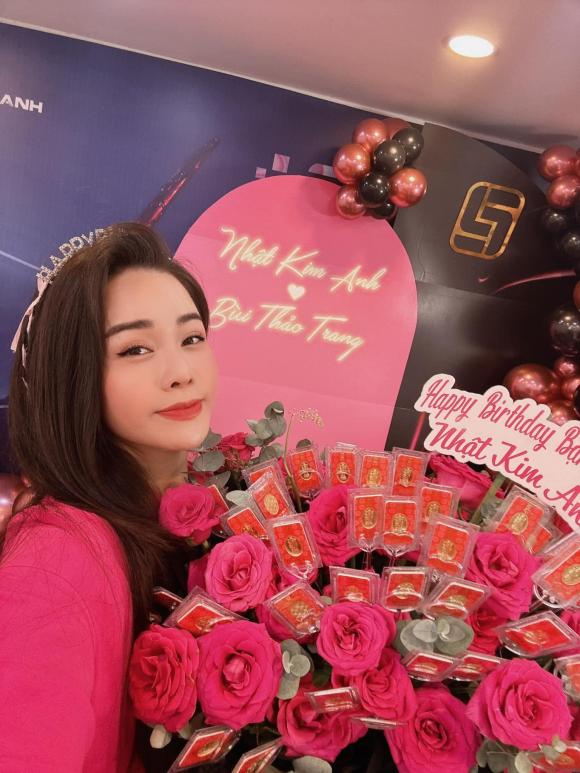 Chồng cũ Nhật Kim Anh xác nhận hẹn hò nàng Hậu nổi tiếng Vbiz, con trai tỏ rõ thái độ với dì ghẻ - Hình 23