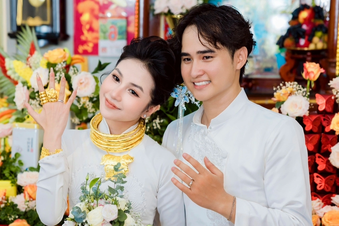 Đám cưới siêu cấp đặc biệt: 2 anh em ruột lấy 2 chị em ruột, quà hồi môn cực khủng - gây choáng! - Hình 2