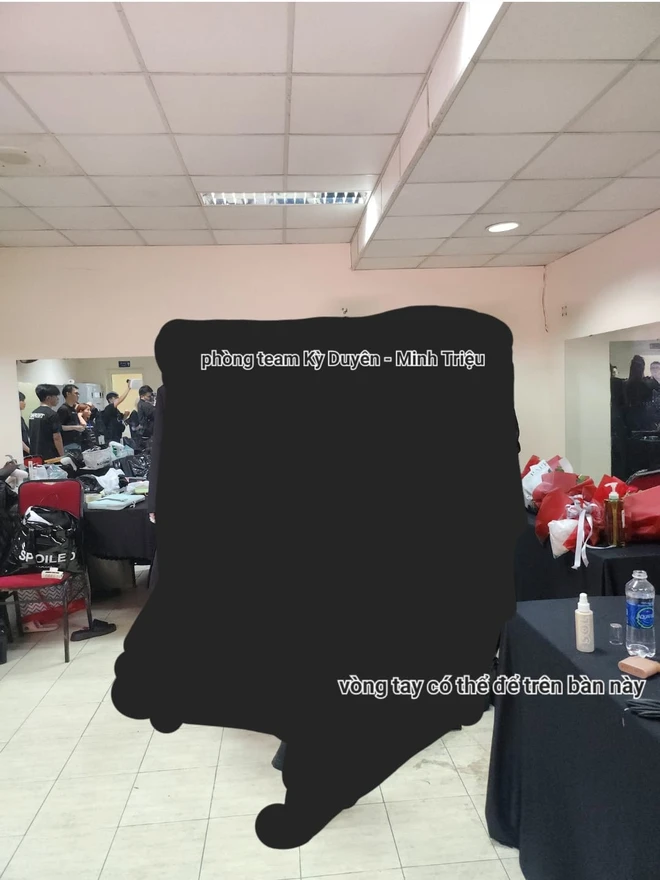 Team stylist của Kỳ Duyên - Minh Triệu bị cuỗm mất tài sản trị giá 200 triệu trong đêm chung kết - Hình 3