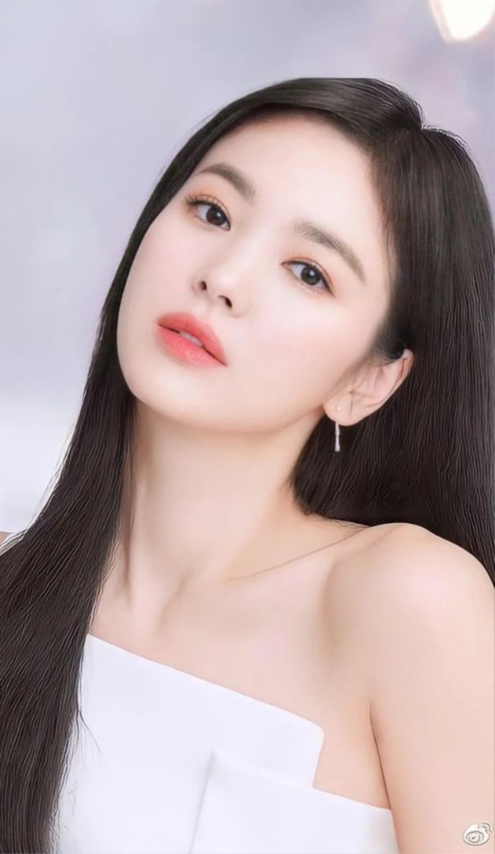 Song Hye Kyo bị tiền bối bóc trần con người thật, có hành động không ngờ với người từng nâng đỡ - Hình 5