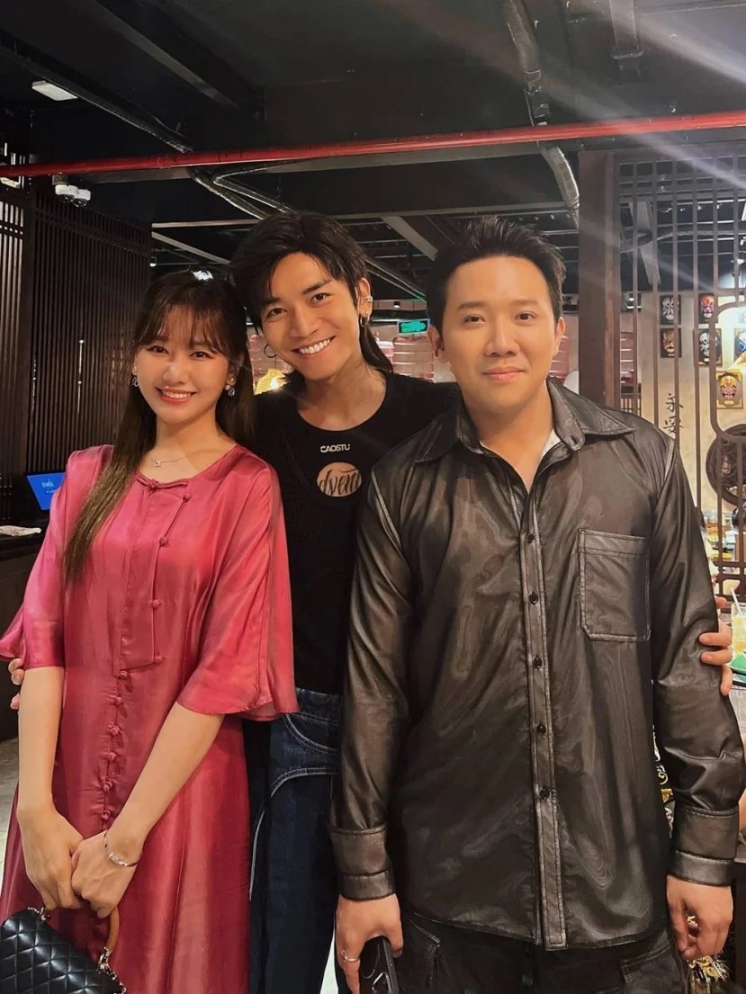 Trấn Thành hiếm hoi hội ngộ BB Trần, đàn em còn có hành động đặc biệt xóa tan tin đồn cạch mặt - Hình 1