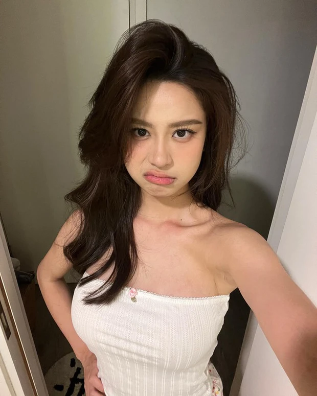 Hot girl tạp hóa Hàn Hằng lộ mặt mộc xuống cấp chưa từng thấy, nhan sắc nữ thần giờ còn đâu? - Hình 2