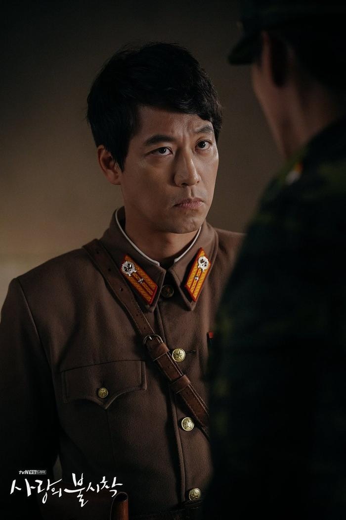 Oh Man Seok: Gã phản diện bị ghét nhất Hạ cánh nơi anh, sự nghiệp thăng trầm, hôn nhân trắc trở - Hình 4