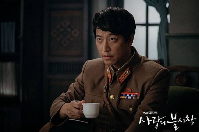 Oh Man Seok: Gã phản diện bị ghét nhất Hạ cánh nơi anh, sự nghiệp thăng trầm, hôn nhân trắc trở - Hình 3