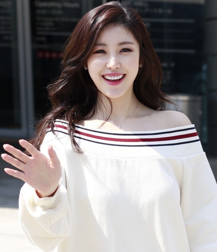 Jeon Hyo Sung: Nữ phụ phim Celebrity bị đồng nghiệp nói xấu, nỗ lực thoát khỏi miệt thị chân voi - Hình 4