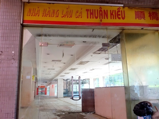 Cao ốc 3 cây nhang giữa lòng Sài Gòn: Bỏ hoang 30 năm không ai dám ở và tin đồn ma ám cực đáng sợ - Hình 9