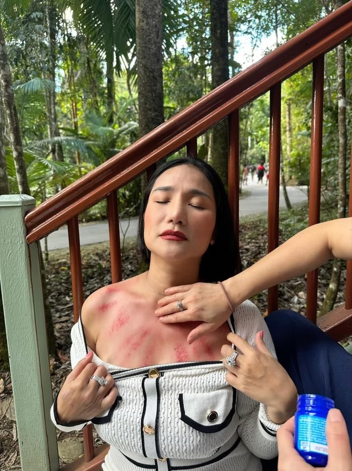 Cát Tường lộ diện hậu gục bên đường giữa trời Tây, liều mình làm điều không tưởng - Hình 1