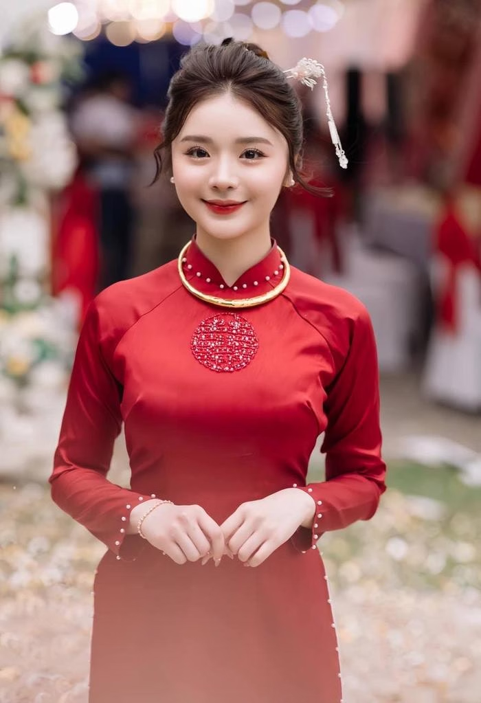 Hot girl Genz lên xe hoa: nhan sắc tựa thần tiên tỷ tỷ, hé lộ 1 điểm đặc biệt trong đám cưới - Hình 1