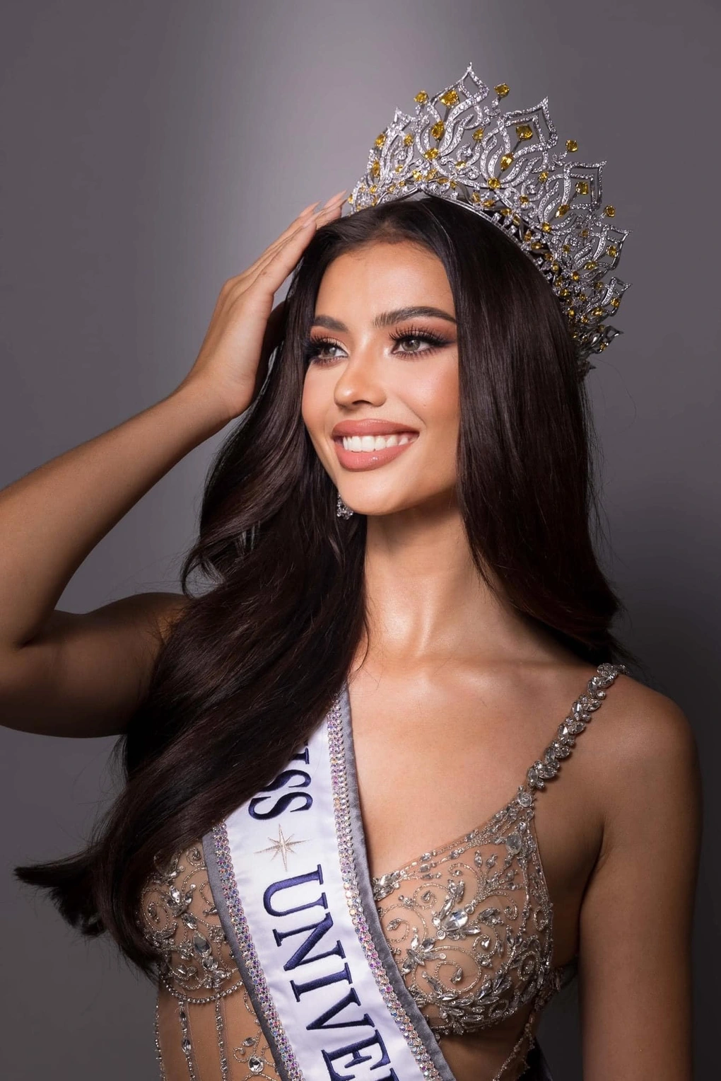 Nếu Hương Ly đại diện Việt Nam dự Miss Universe 2023, liệu có lép vế trước 2 quái vật ứng xử này? - Hình 5