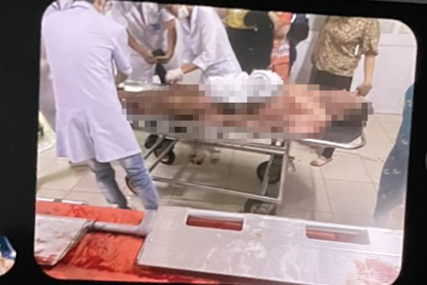 Gas cylinders exploded like bombs in Binh Dinh: People fled scattered, 2 casualties - Photo 4
