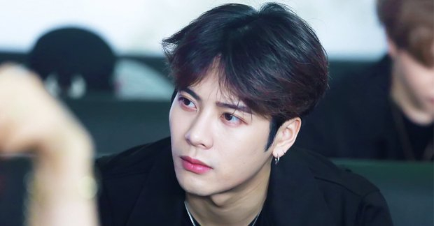 Cựu thành viên GOT7 bị bạn gái hotgirl tố sống bội bạc, fan vào thanh minh lại khiến idol muối mặt - Hình 6