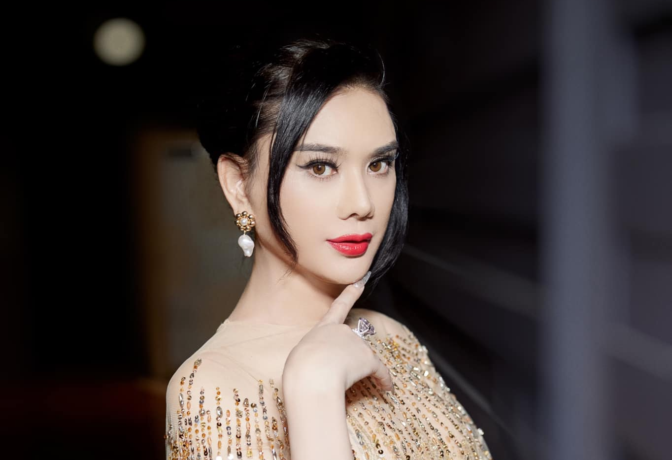 Lâm Khánh Chi đáp trả antifan cực gắt khi bị chê tơi tả về giọng nói: không biết mà còn nói to! - Hình 1
