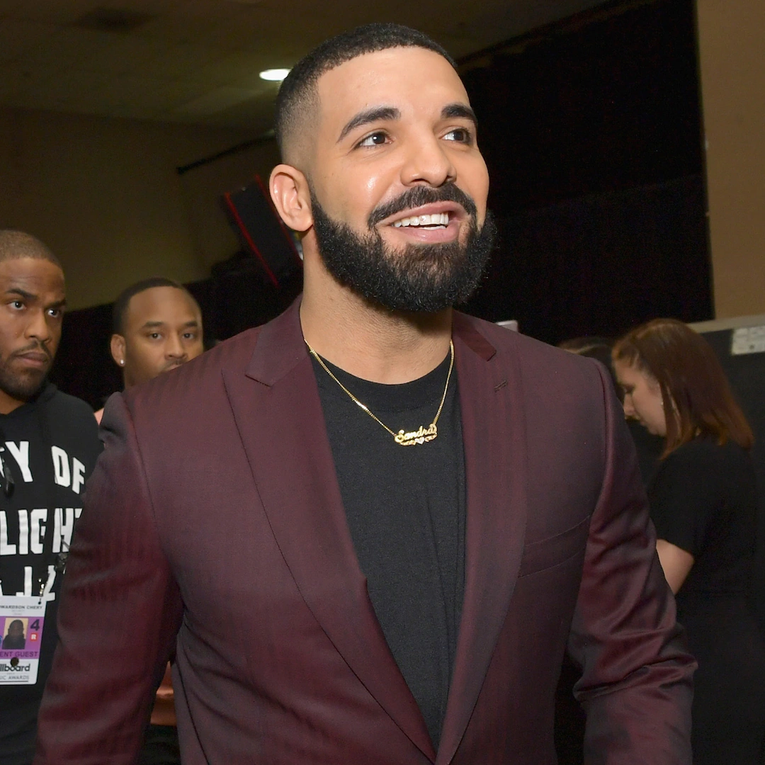 Rapper Drake: nổi tiếng khắp TG bởi loạt hit đình đám, nhân vật chính của chiếc meme huyền thoại - Hình 2