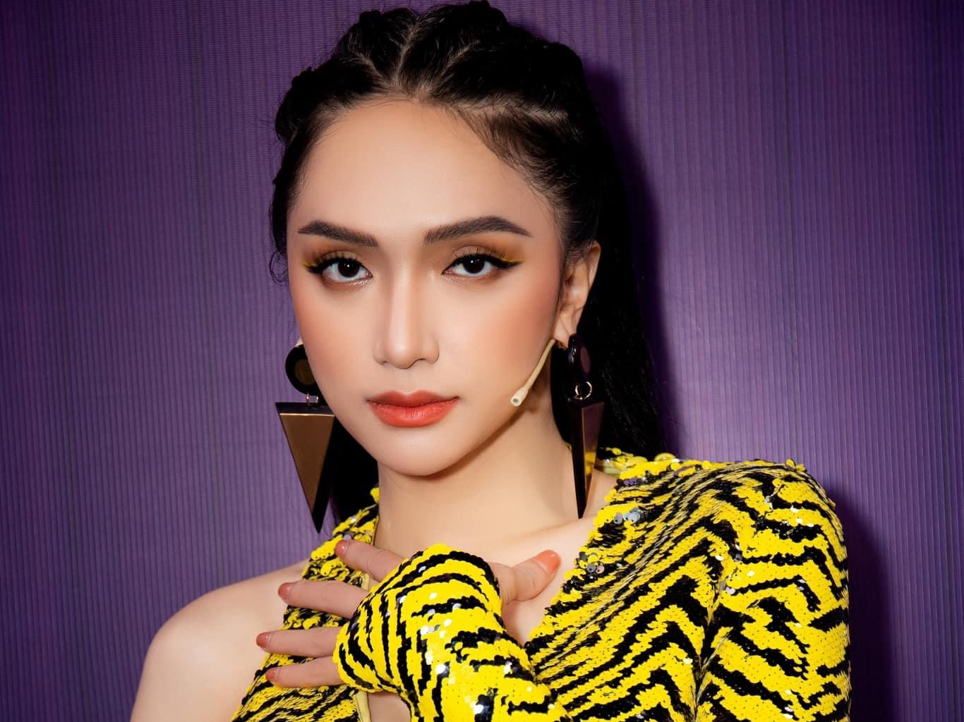 Hương Giang từng khổ sở để vượt qua danh xưng nữ hoàng đạo lý, CĐM khuyên Ý Nhi nên học hỏi! - Hình 6