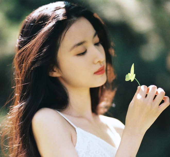 Vương Sở Nhiên bị khán giả xa lánh, từ tiểu hoa sáng giá đến sao nữ bị hắt hủi chỉ vì làm 1 việc - Hình 1